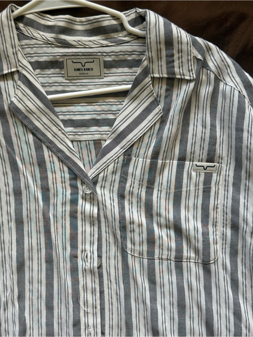 Kimes Ranch Crop button up - Picture 2 of 2